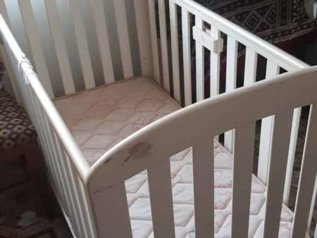 EAST COAST Anna Dropside Cot Crib for Baby with Mattress, Approx dimensions:127.5L x 18.2W x 71.4H cm Online Sale