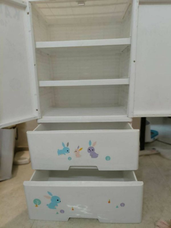 THE TICKLE TOE Cupboard- White Online Sale